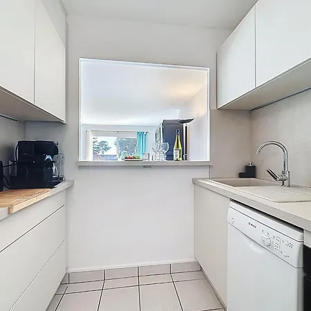 Апартаменты Le Cabestan-3 By Interhome *